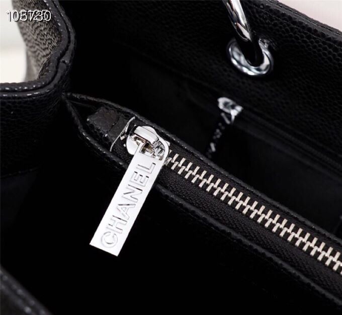 Ch**el shopping bags